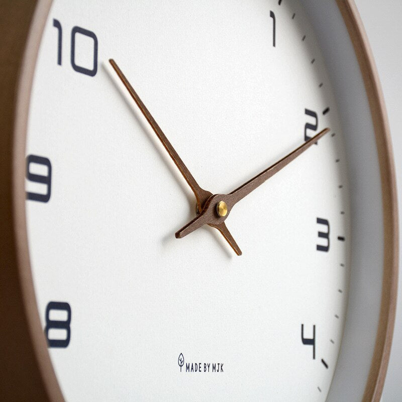 Simple Quiet Modern Wall Clock