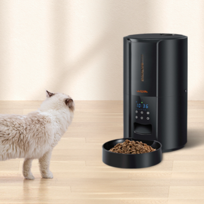 Automatic Pet Food Dispenser for Cats and Dogs