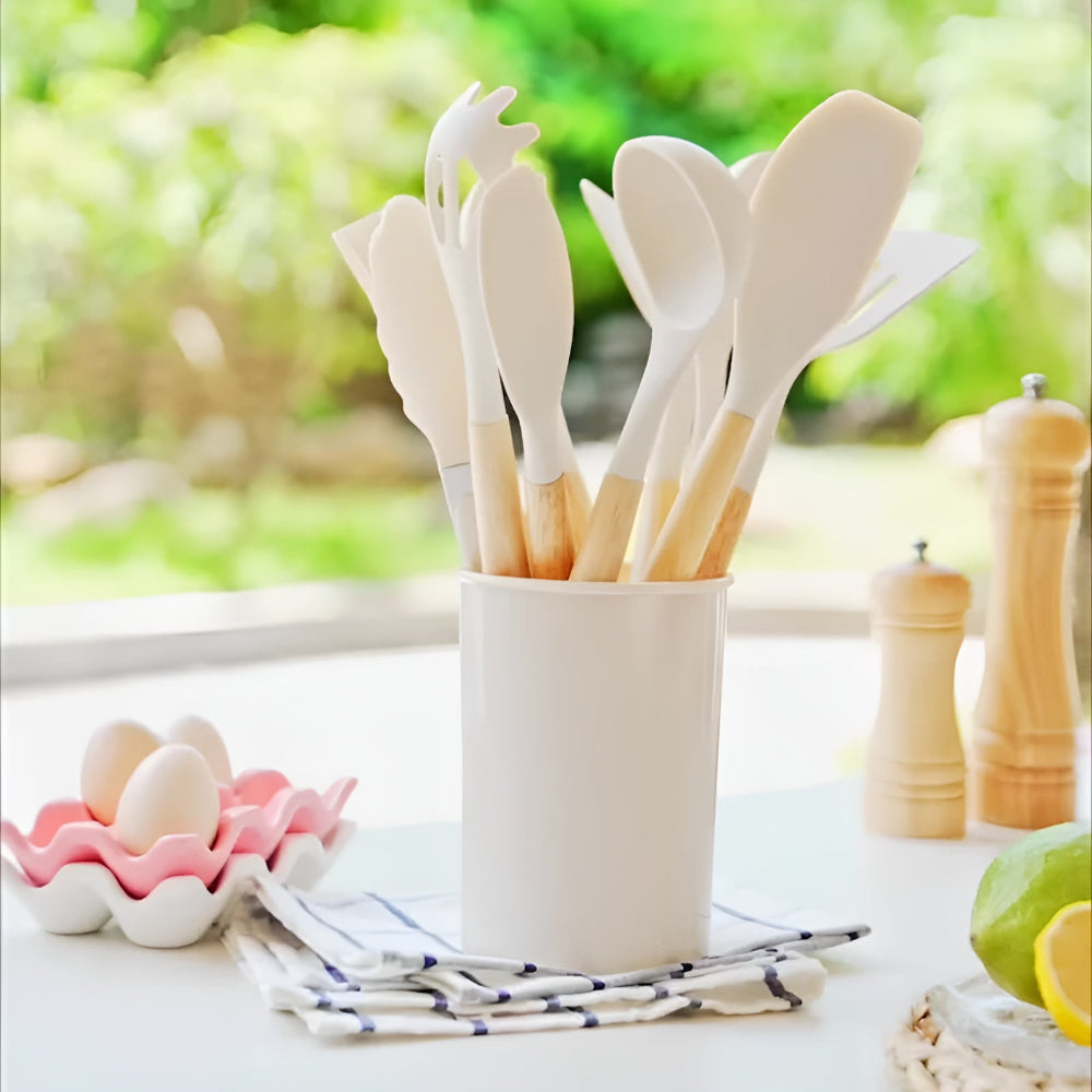 Essential Kitchen Tools for Daily Meal Preparation