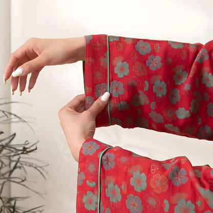 Soft Cotton Bathrobe with Plum Blossom Design – Elegant Mens Robe for All Seasons 3
