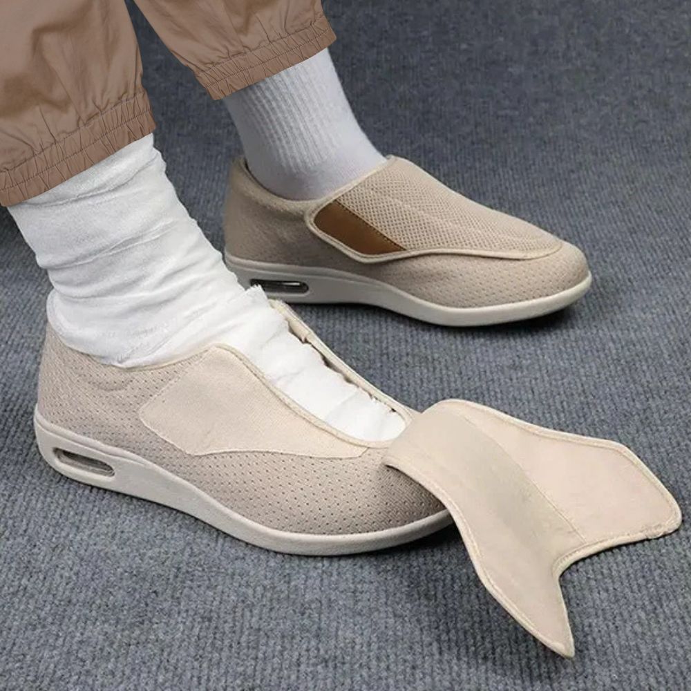 Comfortable Extra Wide Men's Shoes for Sensitive Feet - Halri
