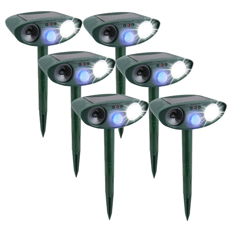 Outdoor Solar Rabbit Deterrent with Flashing Light