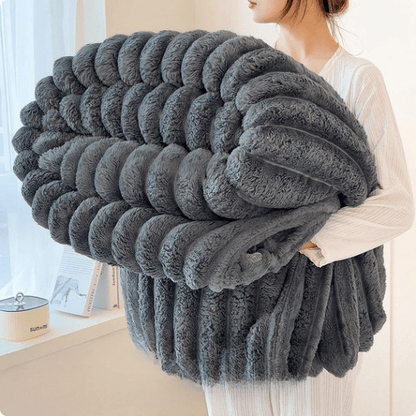 Cozy Halri Soft Plush Throw Blanket