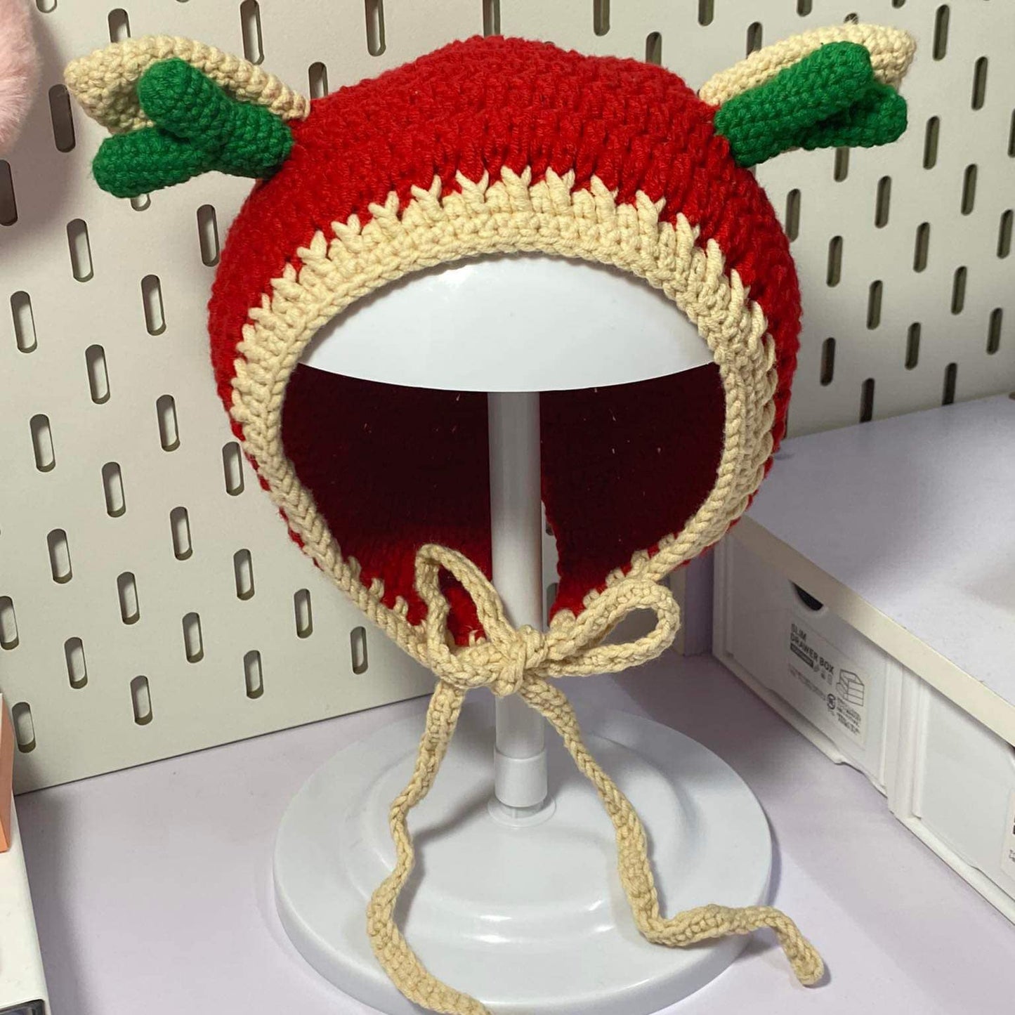 Cozy Winter Reindeer Hat - Halri