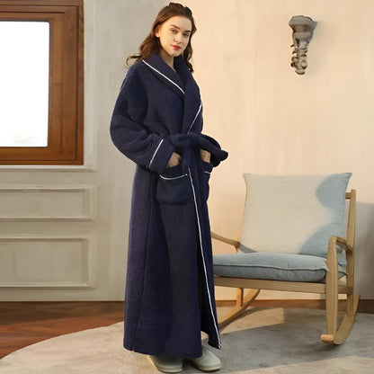 Soft Plush Robe for Cozy All Season Wear