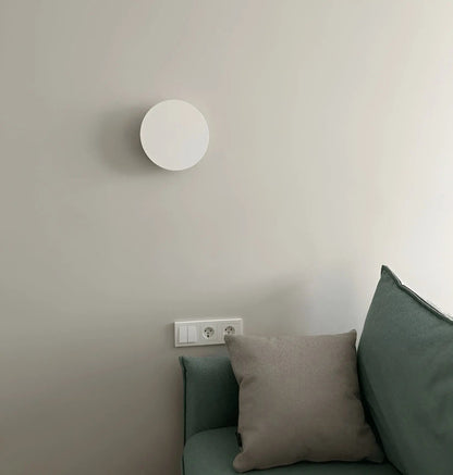 Modern LED Wall Light with Glass and Dimmer Switch - Halri