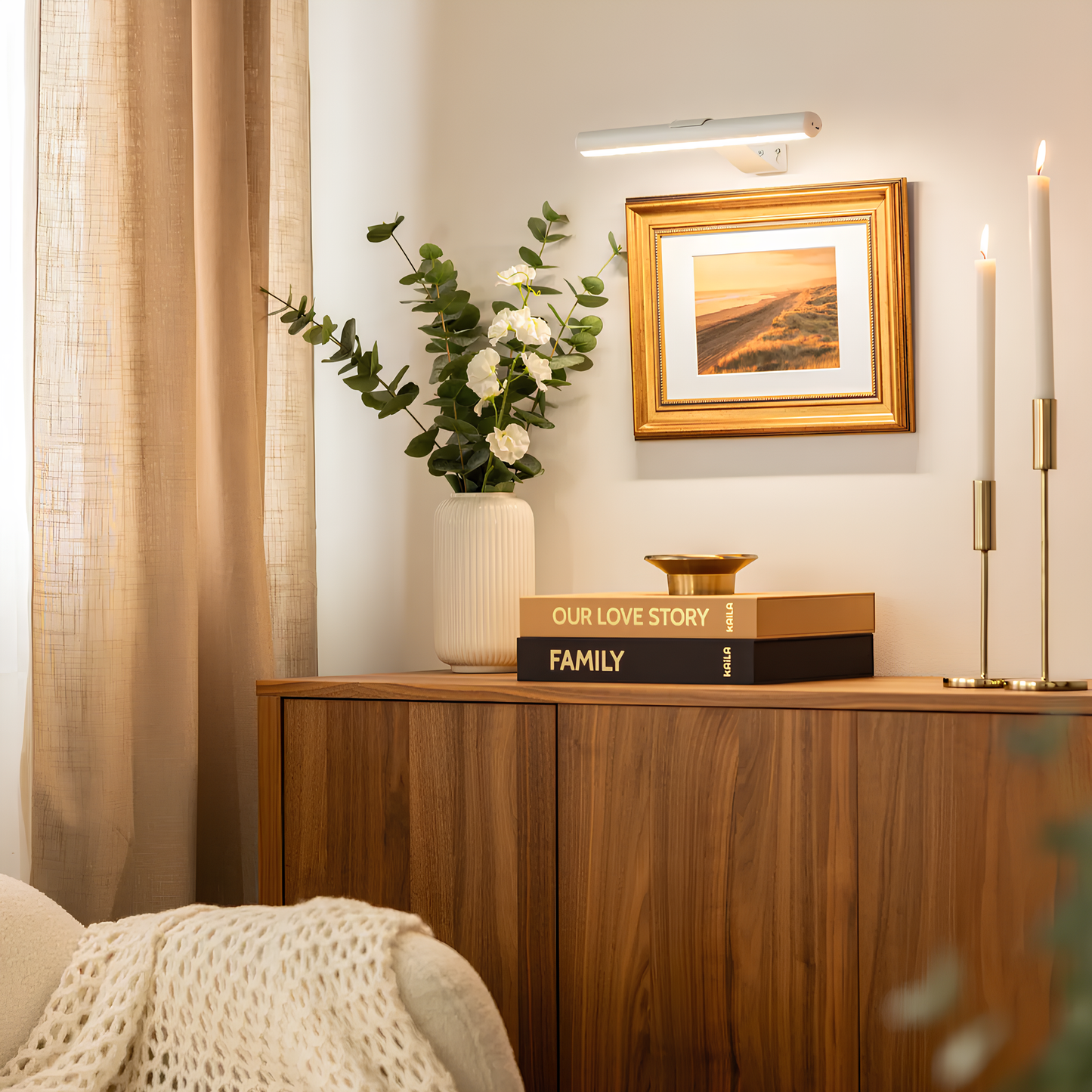Wireless LED Wall Light