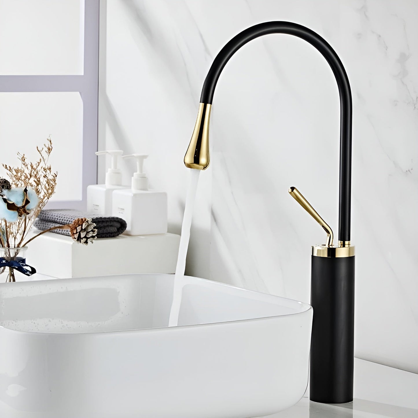 EasyTurn 360° Faucet with Smooth Leak-Free Operation