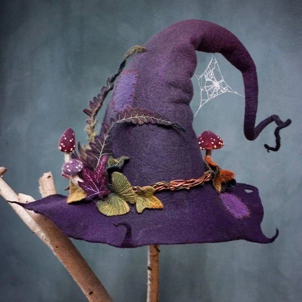 Spooky Black Witch Hat - Halri