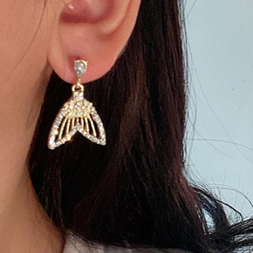 Sparkling Crystal Drop Earrings - Halri