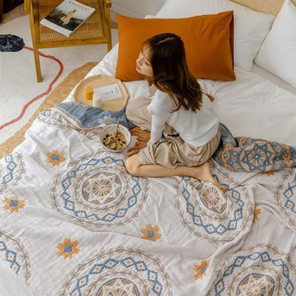 Cozy Boho Chic Throw Blanket with Colorful Pattern