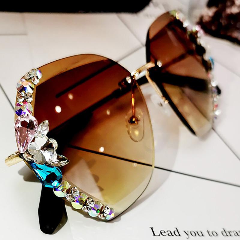 Classic Elegant Crystal Frameless Sunglasses