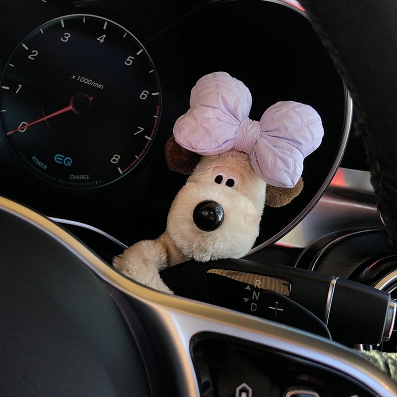 Fun Car Dog Figurine Decoration