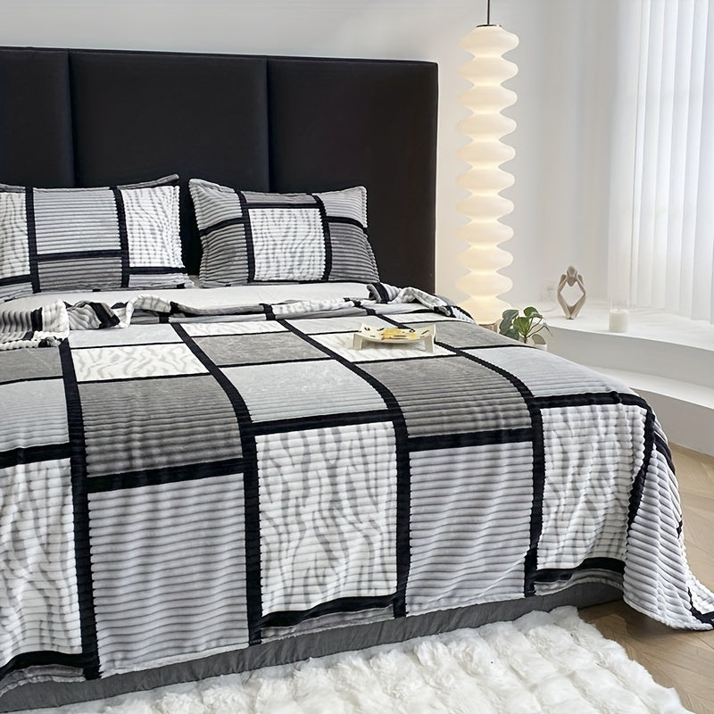Soft Cozy Throw Blanket with Modern Stripe Pattern - Halri