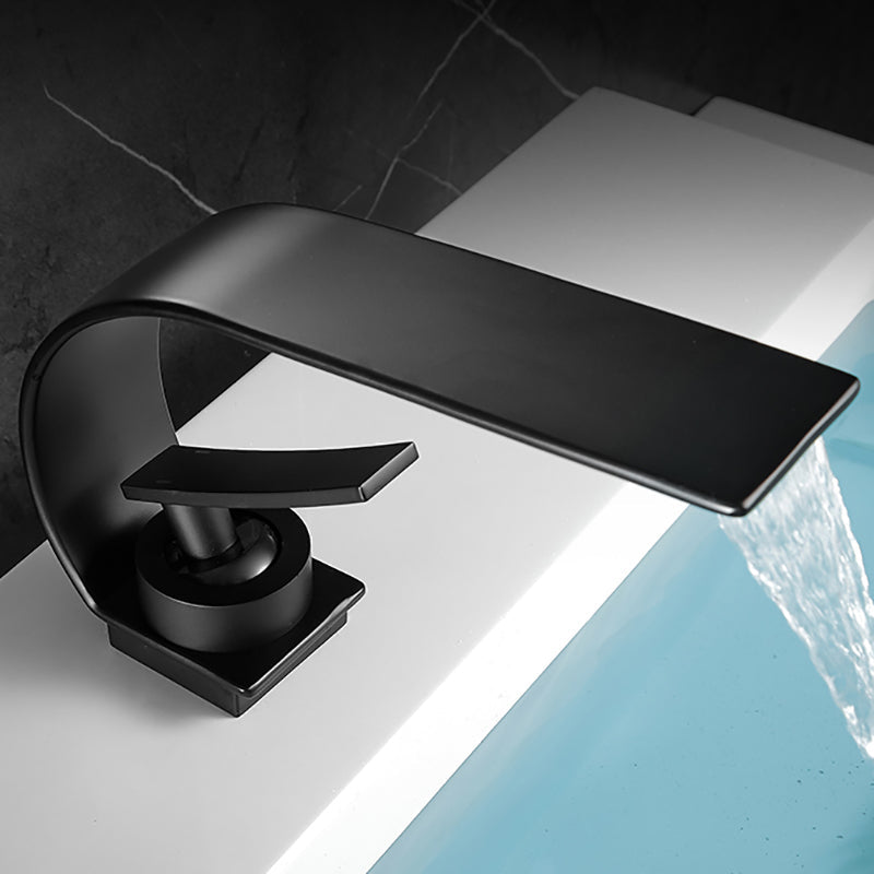 Luxury Chrome Widespread Bathroom Sink Faucet