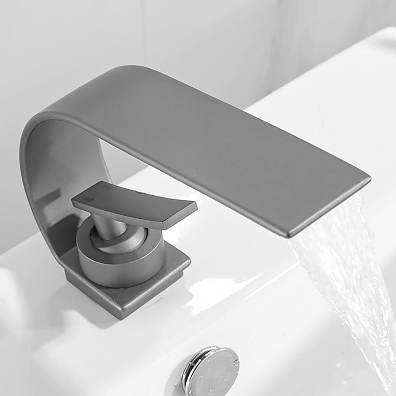 Luxury Chrome Widespread Bathroom Sink Faucet