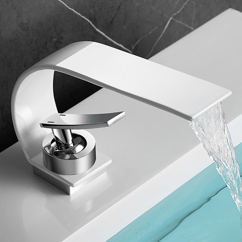 Luxury Chrome Widespread Bathroom Sink Faucet