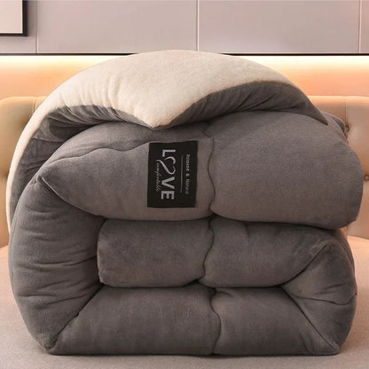 Cozy Warm Winter Duvet with Soft Fleece Lining - Halri