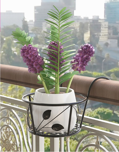 Elegant Plant Wall Mount Planter