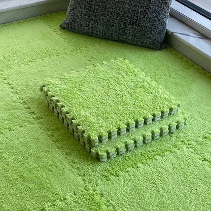Easy Install Square Carpet Tiles for Bedroom Floors
