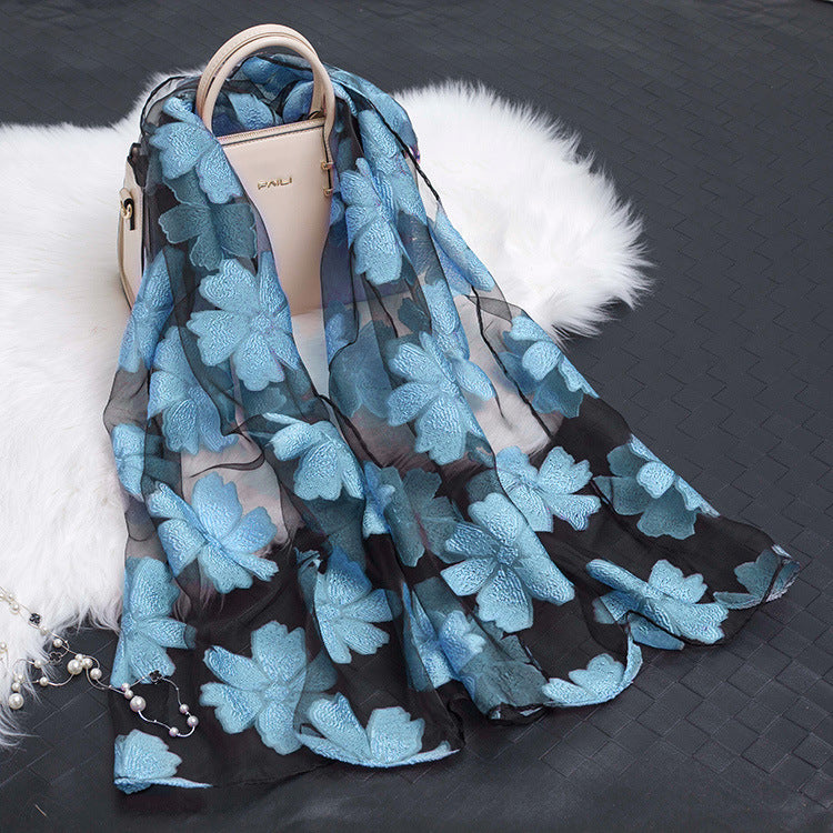 Elegant Lightweight Scarf with Floral Pattern