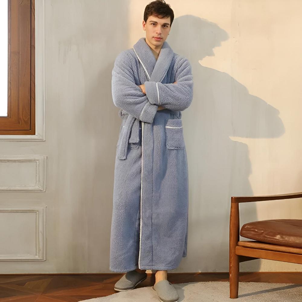 Soft Plush Robe for Cozy All Season Wear
