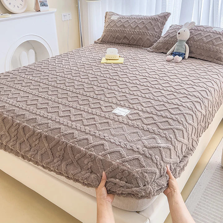 Soft Plush Duvet for Cozy Winter Comfort - Halri