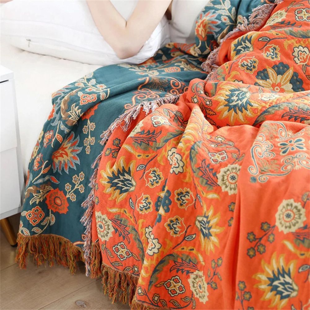 Plush Double Sided Throw Blanket for Home and Travel