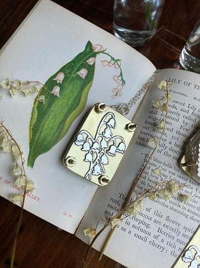 Small Floral Press Kit