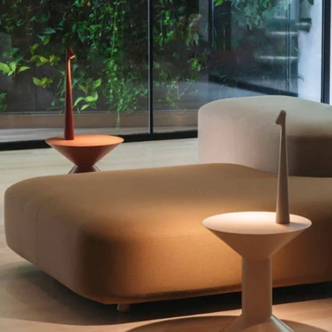 Sleek Wireless Modern LED Desk Lamp - Halri