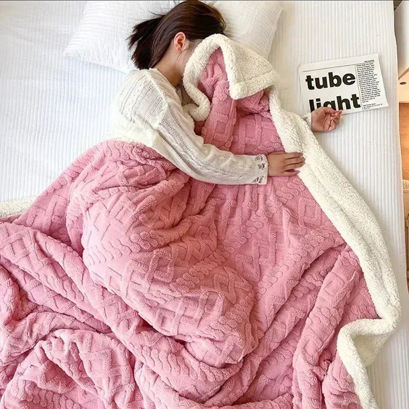 Plush Winter Wool Blanket - Halri