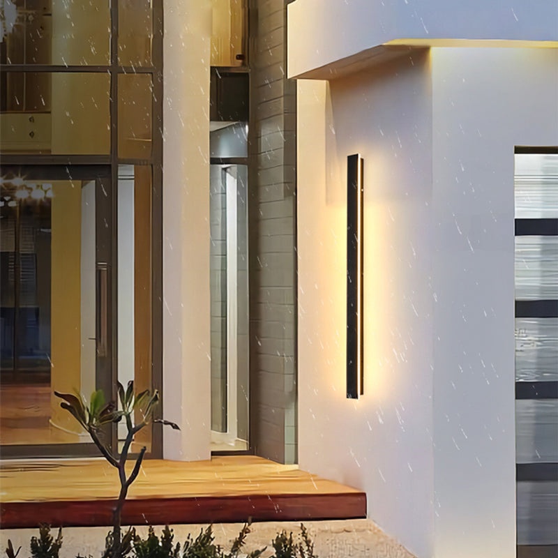 Durable Weatherproof LED Outdoor Wall Light