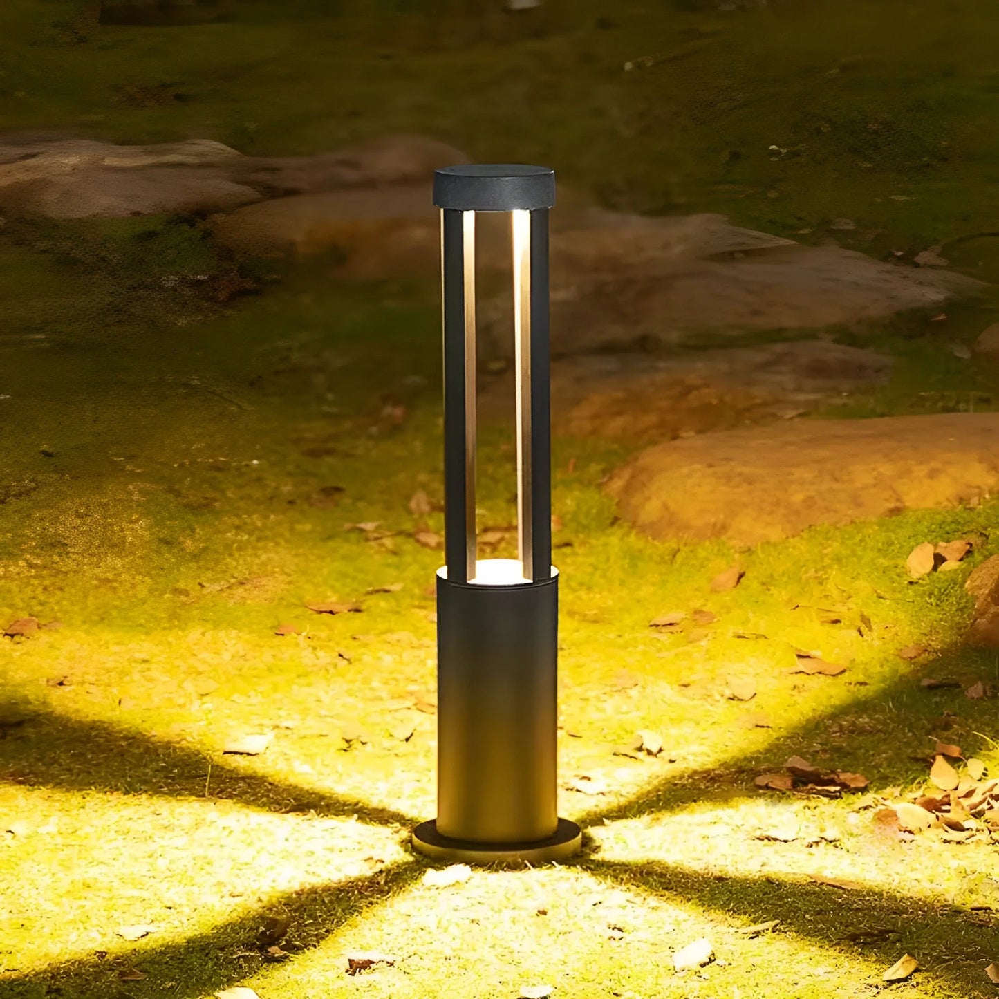 Rustic Solar Powered Garden Lamp - Halri