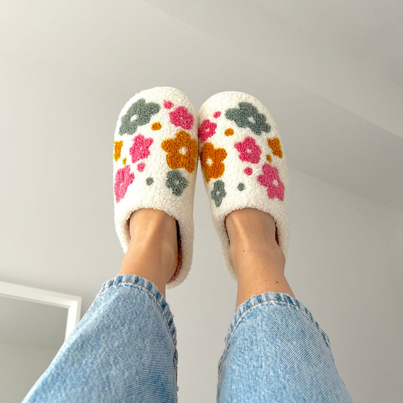 Cozy Floral Slippers with Grip Sole - Halri