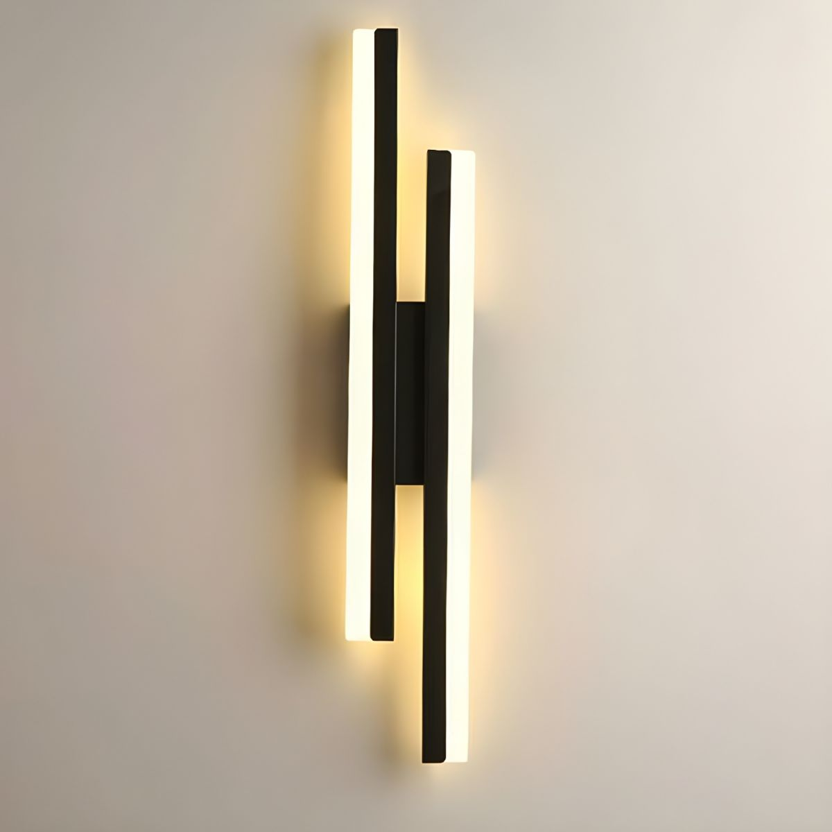 Thin LED Wall Lamp Sleek Contemporary Style - Halri