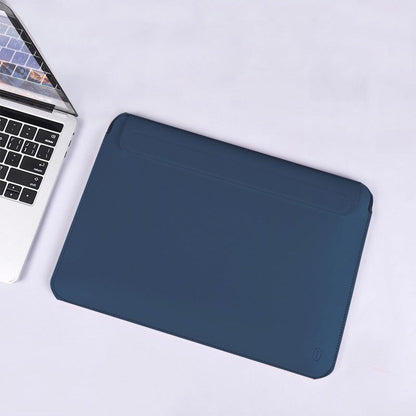 Thin and Portable Laptop Case