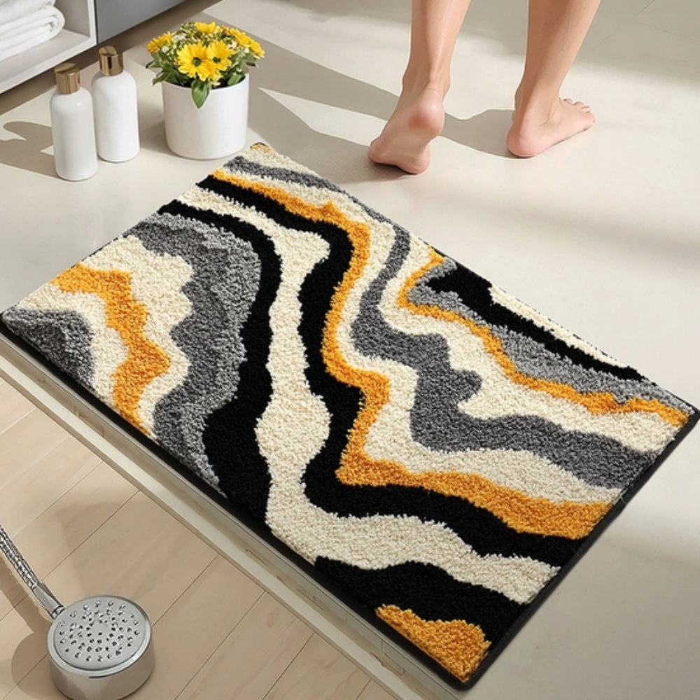 Comfortable Bathroom Mat – Grip Bottom, Plush & Fast Dry Rug