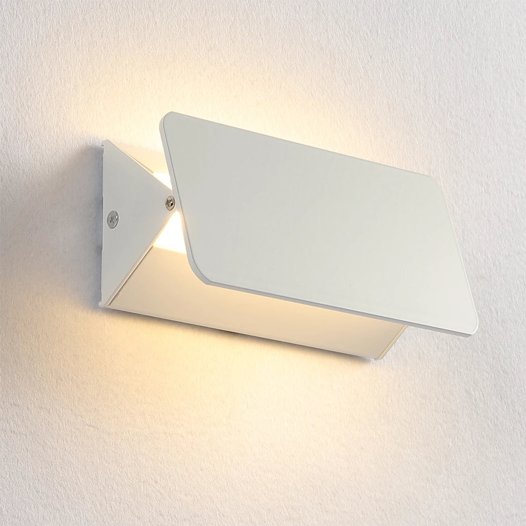 Flexible LED Wall Lamp with Rotating Arm - Halri
