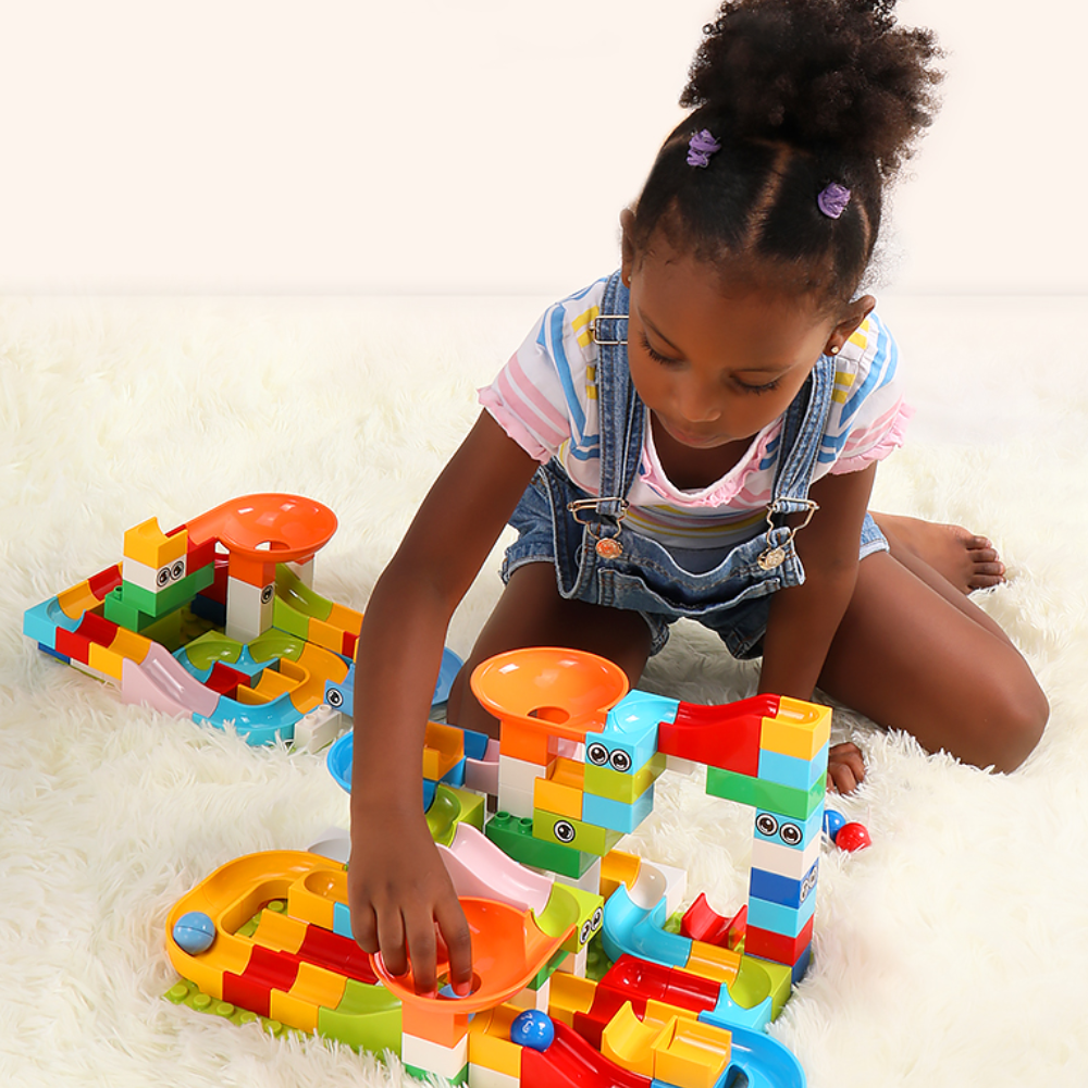 Ultimate Marble Run Construction Toy Set - Halri