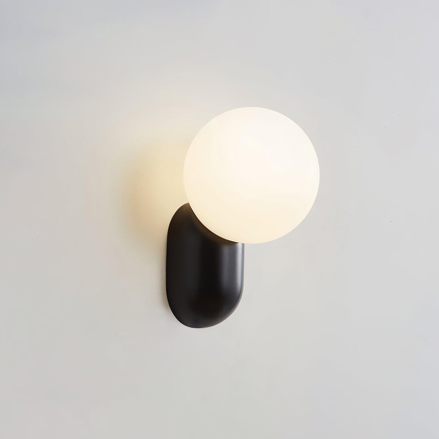 Modern Glossy Resin Wall Lamp