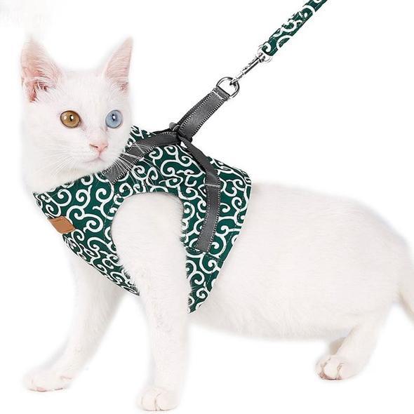 Comfortable Cat Harness and Leash Set for Walking - Halri