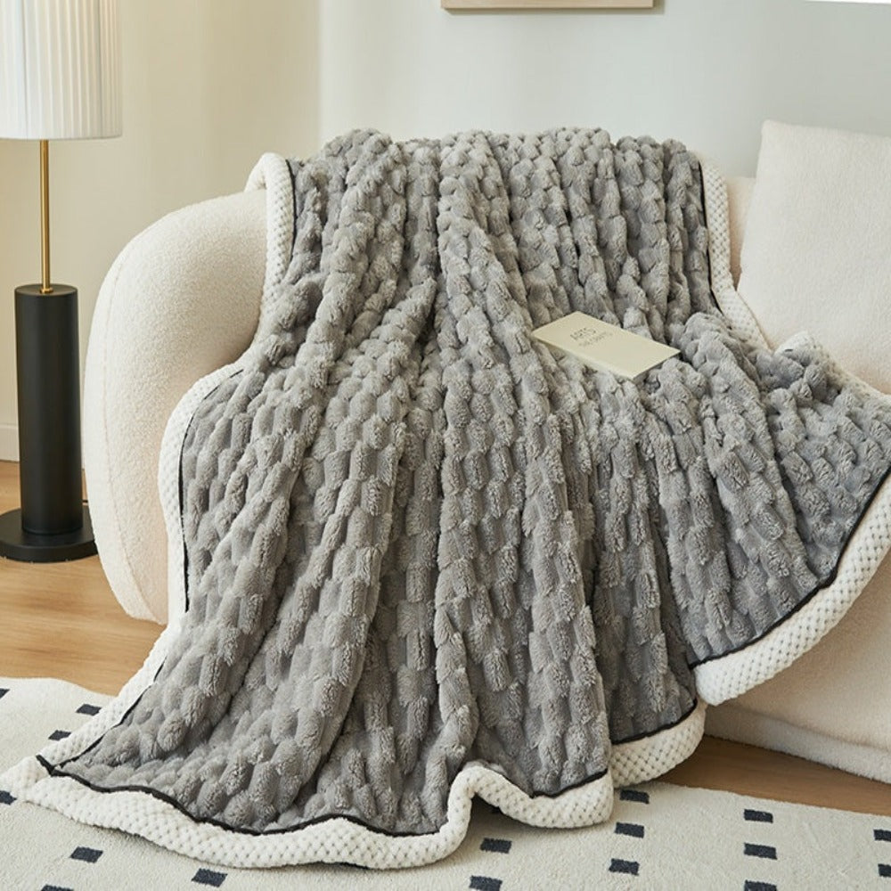 Plush Fleece Blanket - Warm Lightweight Throw