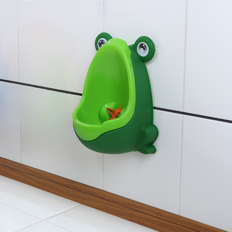 Small Green Frog Figurine - Halri