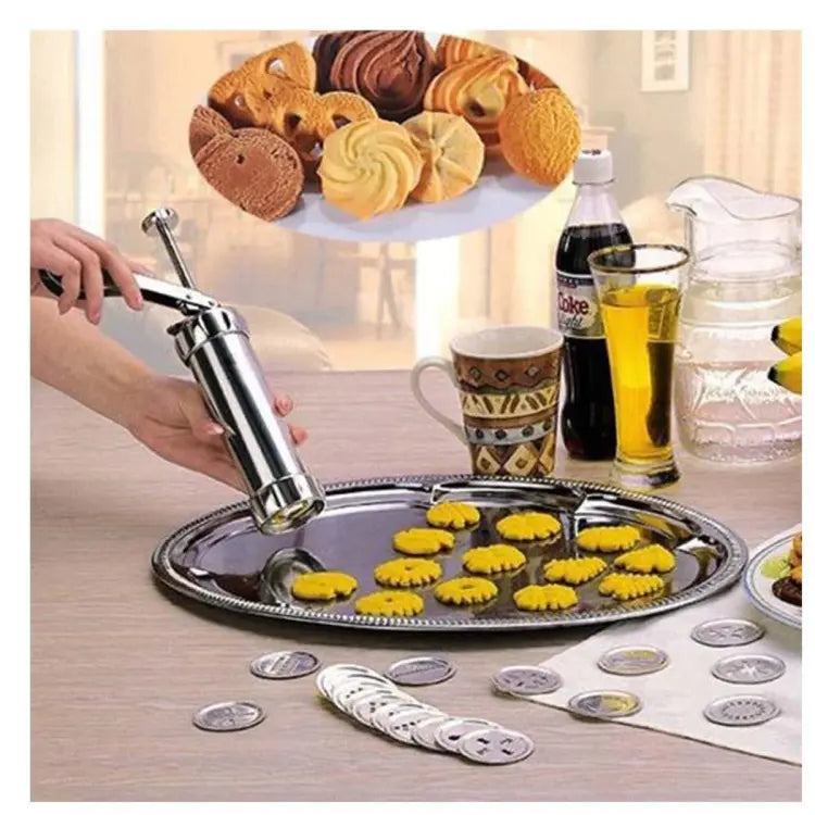 Easy Bake Cookie Maker with 20 Discs and 4 Tips - Halri