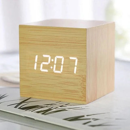 Elegant Retro Wooden Wall Clock with Silent Quartz Movement for Home and Office Decor 4