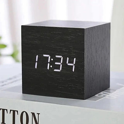Elegant Retro Wooden Wall Clock with Silent Quartz Movement for Home and Office Decor 5