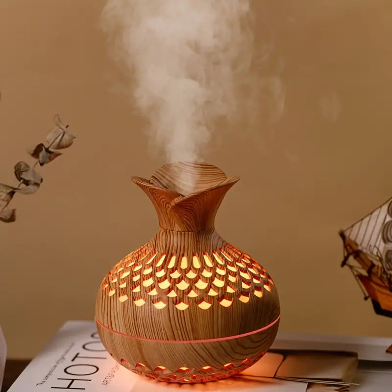 Compact Essential Oil Diffuser with LED Light - Halri
