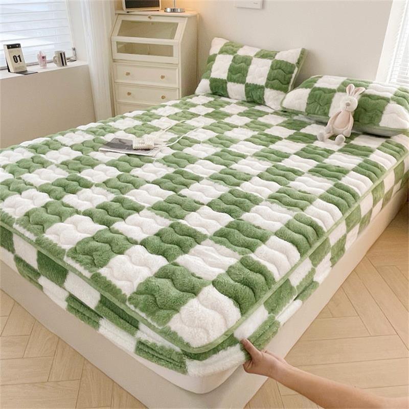 Flannel Velvet Extra Deep Fitted Sheet with 27 cm Pockets – Soft, Breathable, and Durable for All Seasons 2