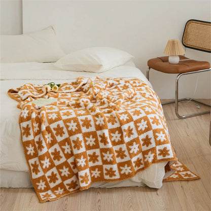 Plush Floral Blanket - Warm Fleece, Machine Washable - Halri