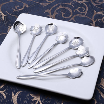 Halri | 8-piece Silver Teaspoon Set with Floral Pattern